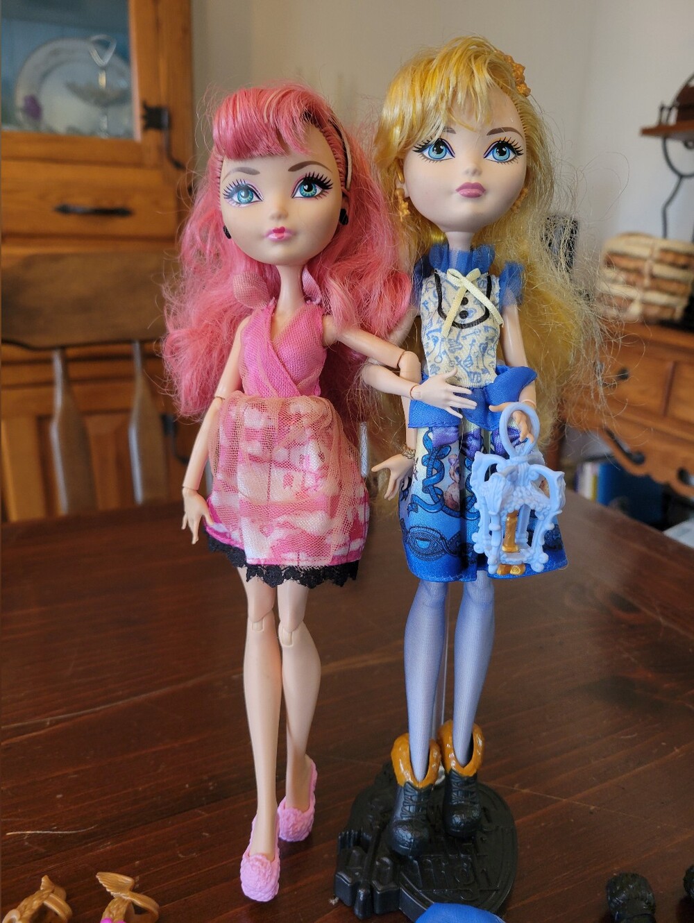 Blondie Lockes And Cupid Set! Ever After High
